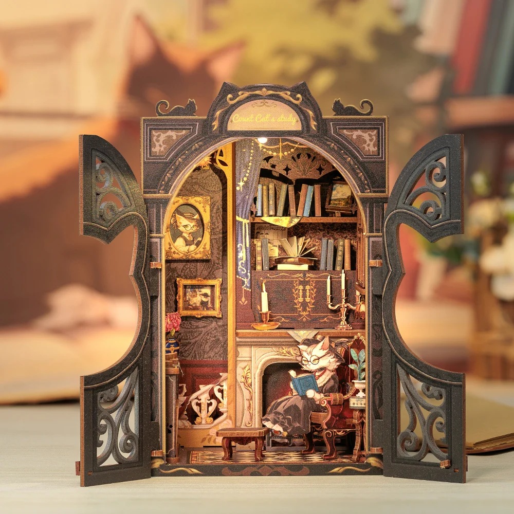 [BF-140643] CuteBee - Book Nook - Count Cat's Study
